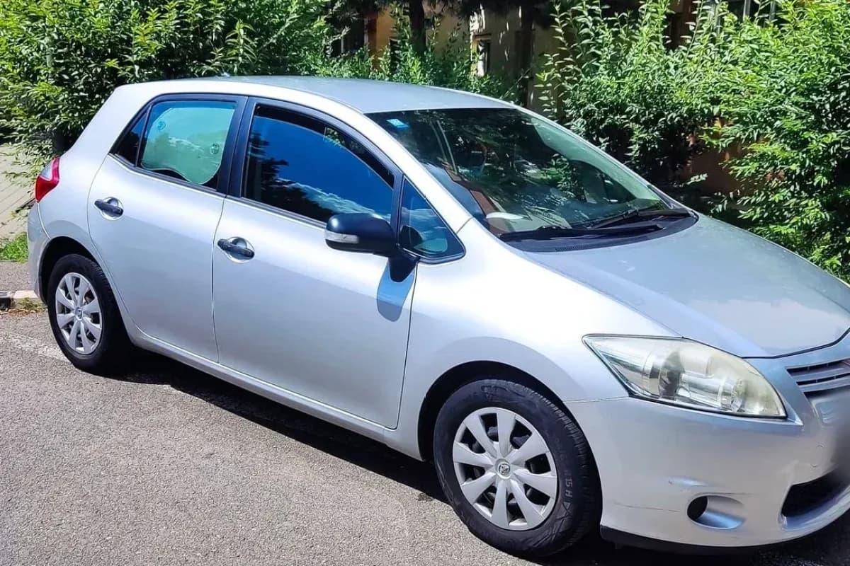 Toyota Auris 2012 as photographed for its listing